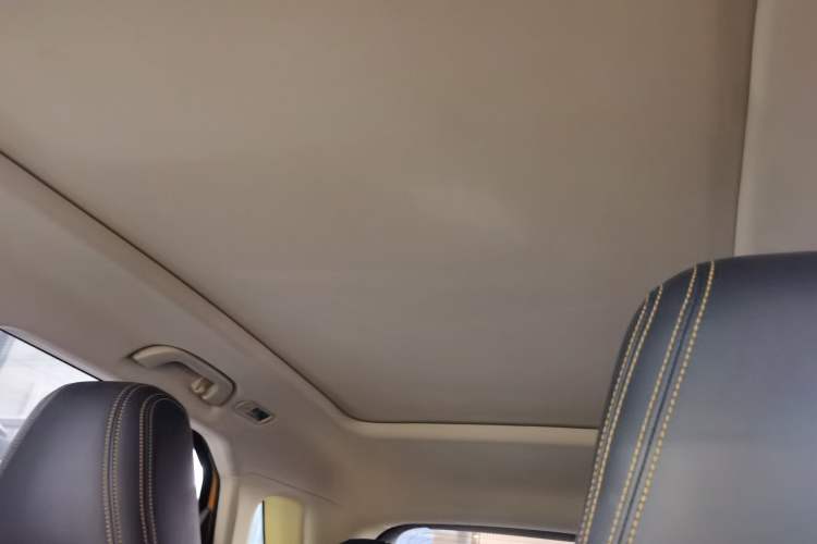Used Bestune T77 2020 PRO 280 TID Automatic Prestige Model Headliner
