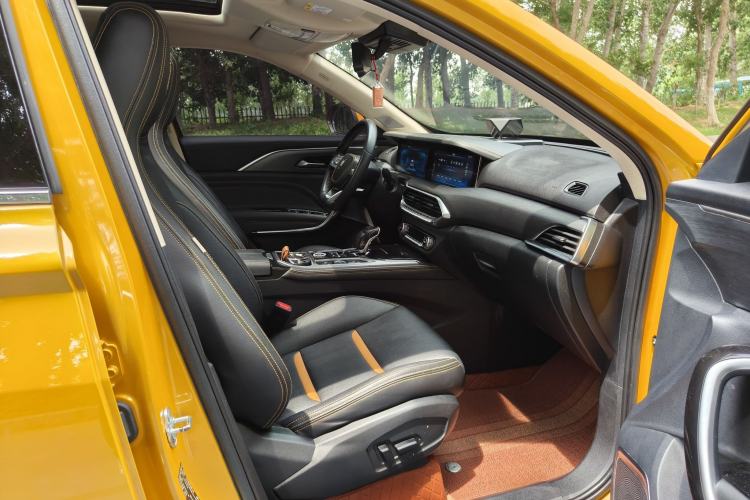 Used Bestune T77 2020 PRO 280 TID Automatic Prestige Model Interior 3