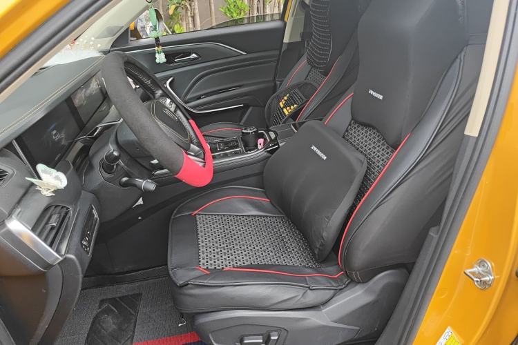 Used Bestune T77 2020 PRO 280 TID Automatic Prestige Model Left Front Seat