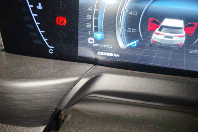 Used Bestune T77 2020 PRO 280 TID Automatic Luxury Model Odometer Close Up