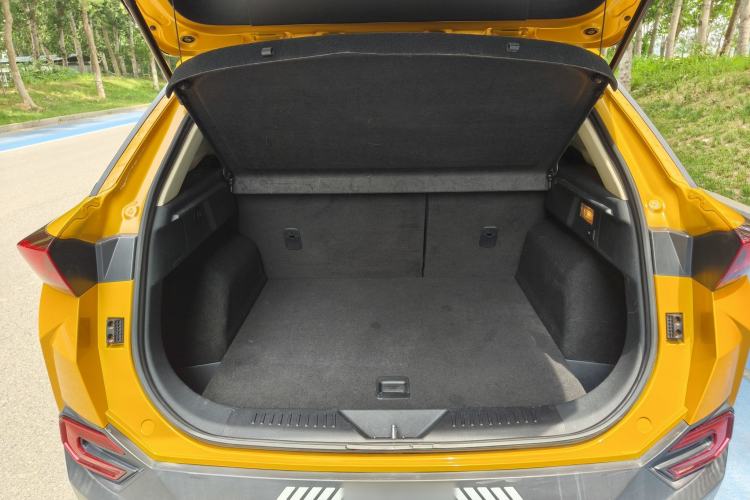 Used Bestune T77 2020 PRO 280 TID Automatic Prestige Model Trunk