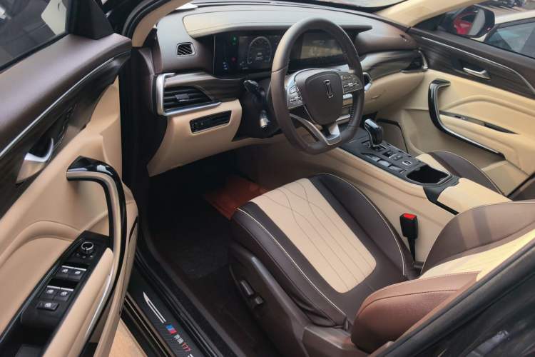 Used Bestune T77 2021 PRO 280 TID Automatic Luxury Model Driver Seat