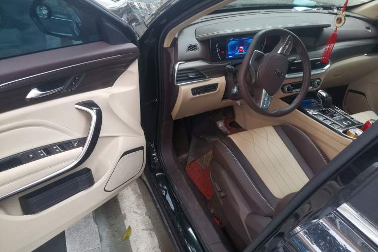 Used Bestune T77 2021 PRO 280 TID Automatic Luxury Model Driver Seat