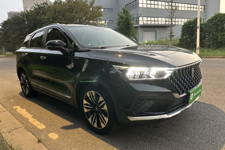 Used Bestune T77 2021 PRO 280 TID Automatic Luxury Model Exterior 2