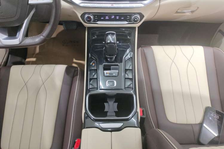 Used Bestune T77 2021 PRO 280 TID Automatic Luxury Model Gear Lever