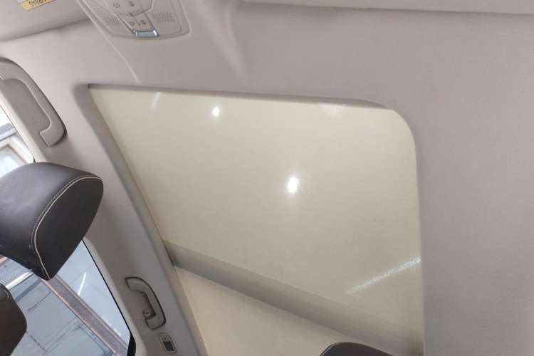 Used Bestune T77 2021 PRO 280 TID Automatic Luxury Model Headliner