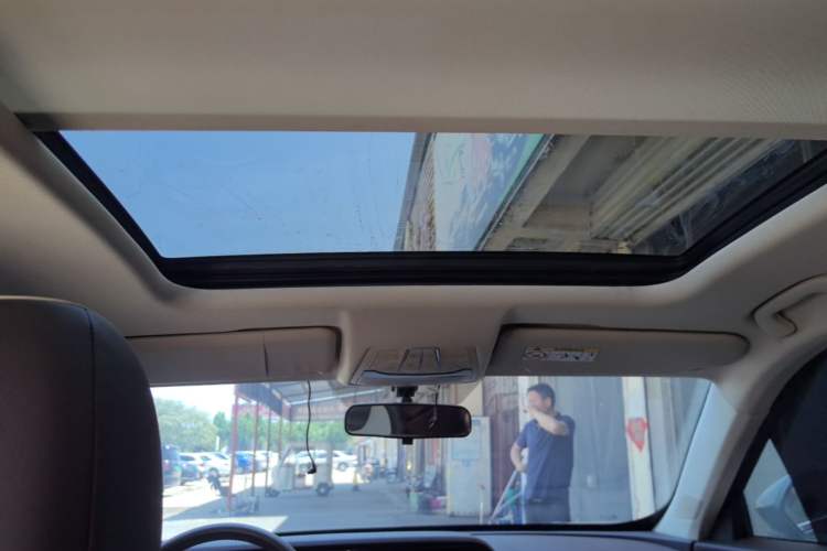 Used Bestune T77 2021 PRO 280 TID Automatic Luxury Model Headliner