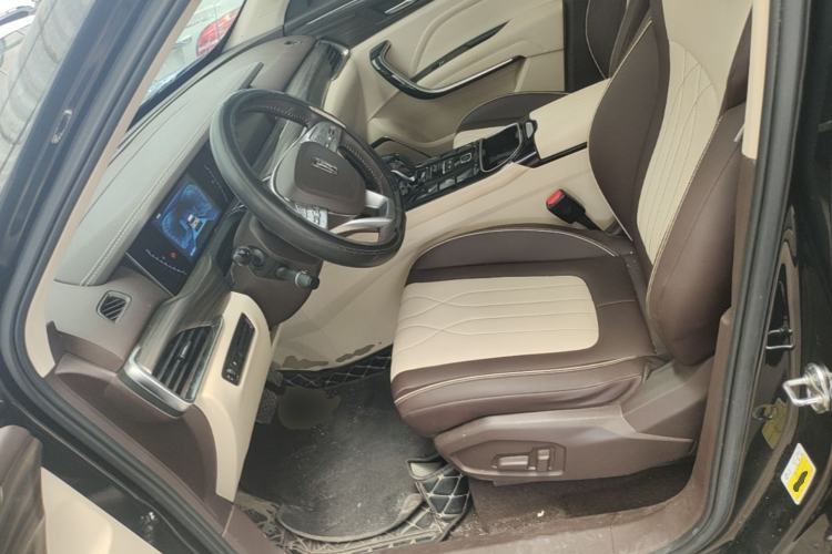 Used Bestune T77 2021 PRO 280 TID Automatic Luxury Model Left Front Seat