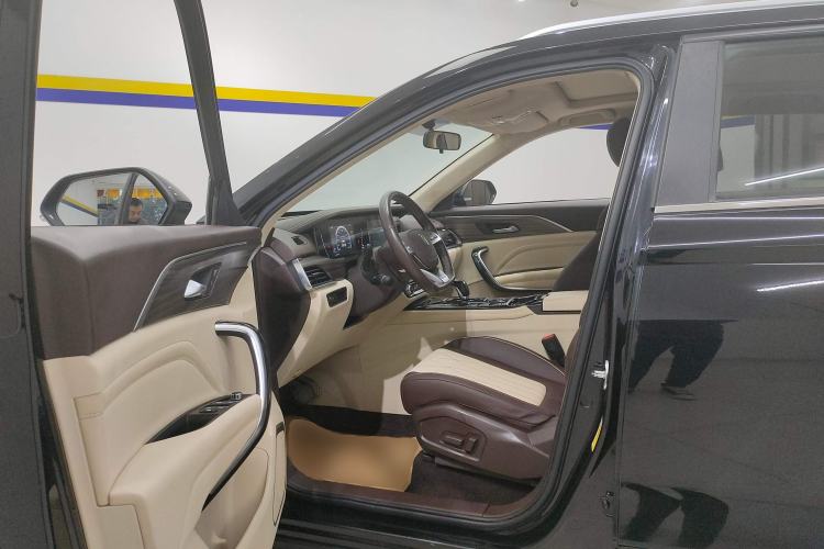 Used Bestune T77 2021 PRO 280 TID Automatic Luxury Model Left Front Seat