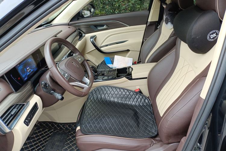 Used Bestune T77 2021 PRO 280 TID Automatic Elite Model Left Front Seat