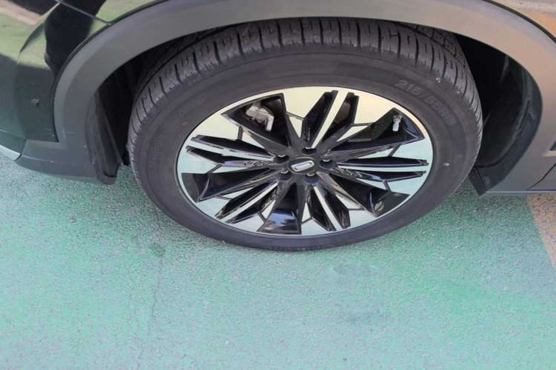 Used Bestune T77 2021 PRO 280 TID Automatic Luxury Model Left Front Wheel Hub
