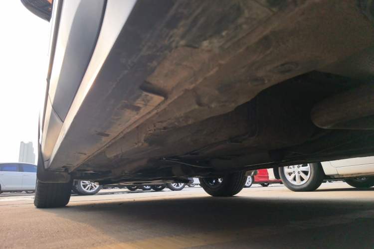 Used Bestune T77 2021 PRO 280 TID Automatic Luxury Model Left Side Sill