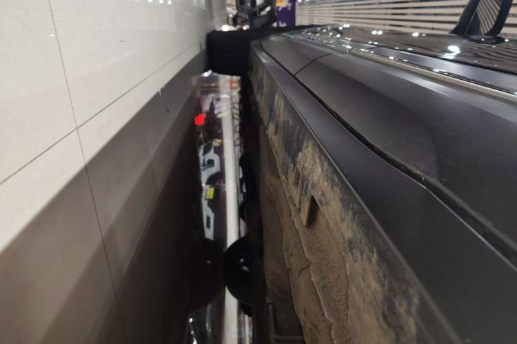 Used Bestune T77 2021 PRO 280 TID Automatic Luxury Model Left Side Sill