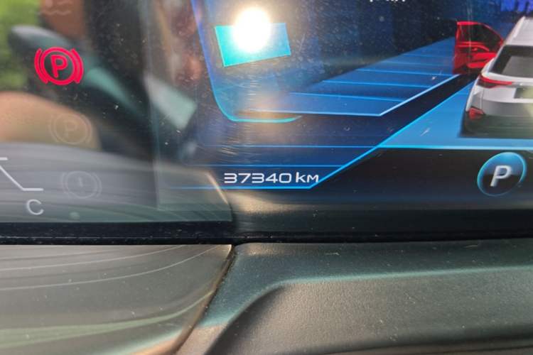 Used Bestune T77 2021 PRO 280 TID Automatic Prestige Model Odometer Close Up