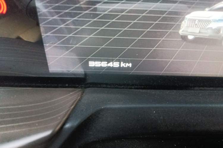 Used Bestune T77 2021 PRO 280 TID Automatic Luxury Model Odometer Close Up
