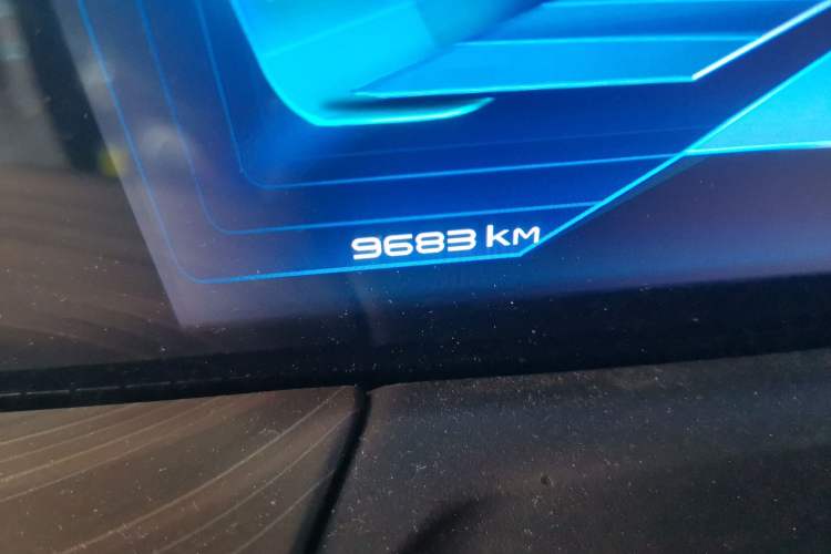 Used Bestune T77 2021 PRO 280 TID Automatic Luxury Model Odometer Close Up