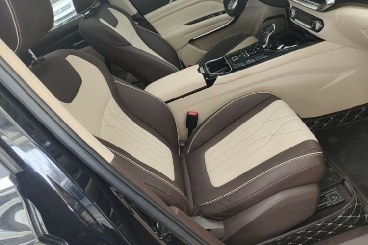 Used Bestune T77 2021 PRO 280 TID Automatic Luxury Model Right Front Seat