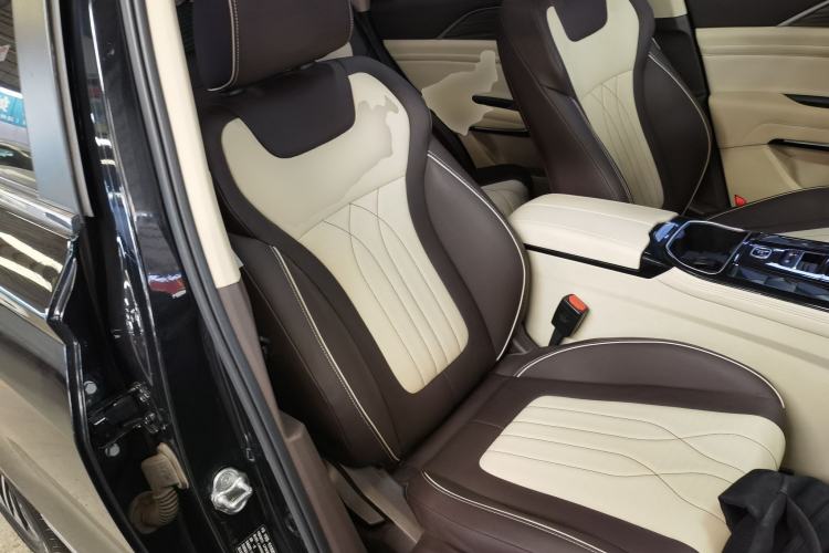 Used Bestune T77 2021 PRO 280 TID Automatic Luxury Model Right Front Seat
