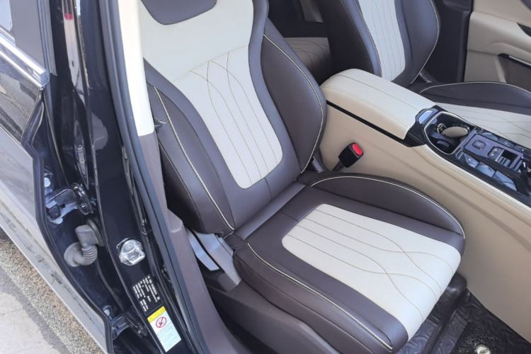 Used Bestune T77 2021 PRO 280 TID Automatic Luxury Model Right Front Seat