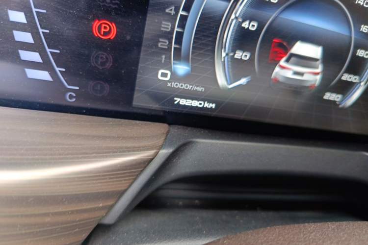 Used Bestune T77 2021 PRO 280 TID Automatic Luxury Model Odometer Close Up