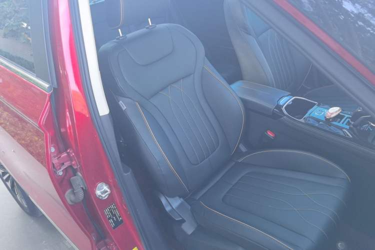 Used Bestune T77 2021 PRO 280 TID Automatic Luxury Model Right Front Seat