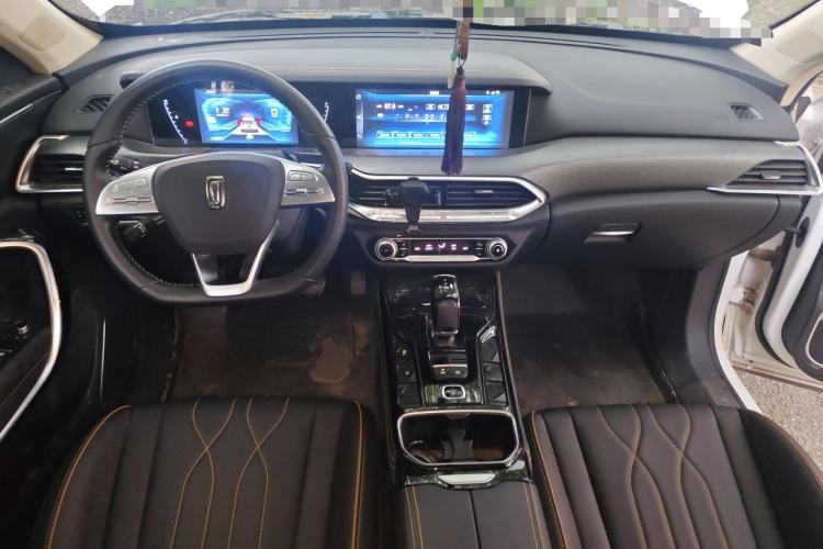 Used Bestune T77 2021 PRO 280 TID Automatic Luxury Model Center Console