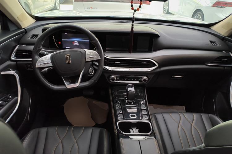 Used Bestune T77 2021 PRO 280 TID Custom Edition Center Console