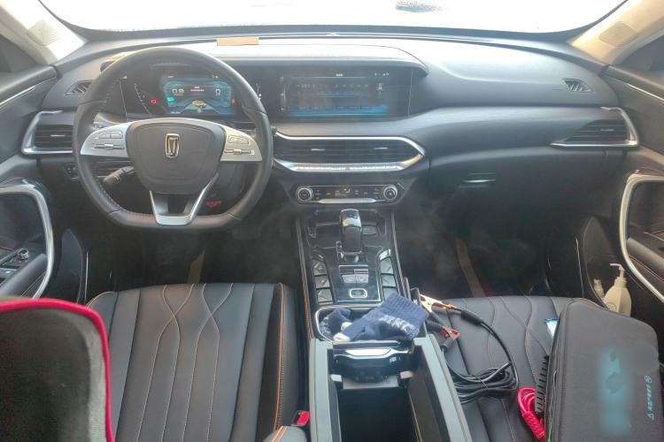 Used Bestune T77 2021 PRO 280 TID Automatic Luxury Model Center Console
