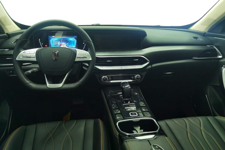 Used Bestune T77 2021 PRO 280 TID Automatic Luxury Model Center Console