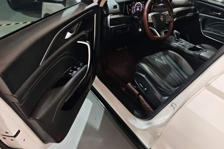 Used Bestune T77 2021 PRO 280 TID Automatic Luxury Model Driver Seat