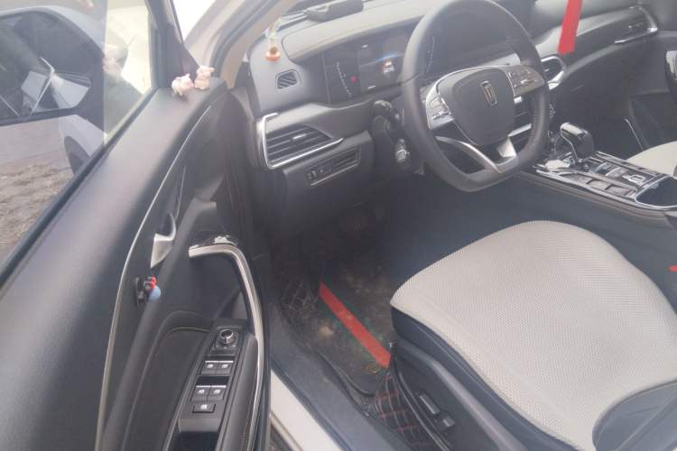 Used Bestune T77 2021 PRO 280 TID Automatic Luxury Model Driver Seat