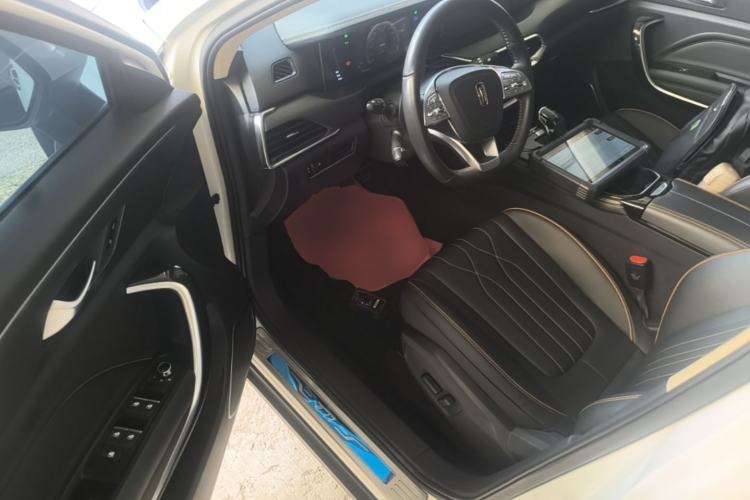 Used Bestune T77 2021 PRO 280 TID Automatic Luxury Model Driver Seat