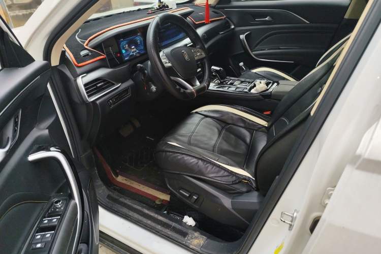 Used Bestune T77 2021 PRO 280 TID Automatic Luxury Model Driver Seat