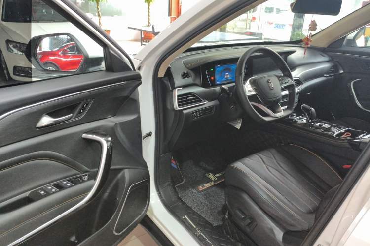 Used Bestune T77 2021 PRO 280 TID Automatic Luxury Model Driver Seat