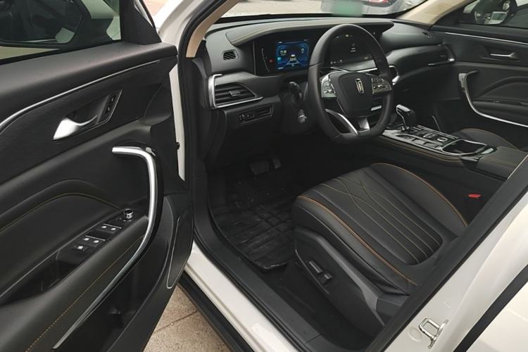 Used Bestune T77 2021 PRO 280 TID Automatic Luxury Model Driver Seat