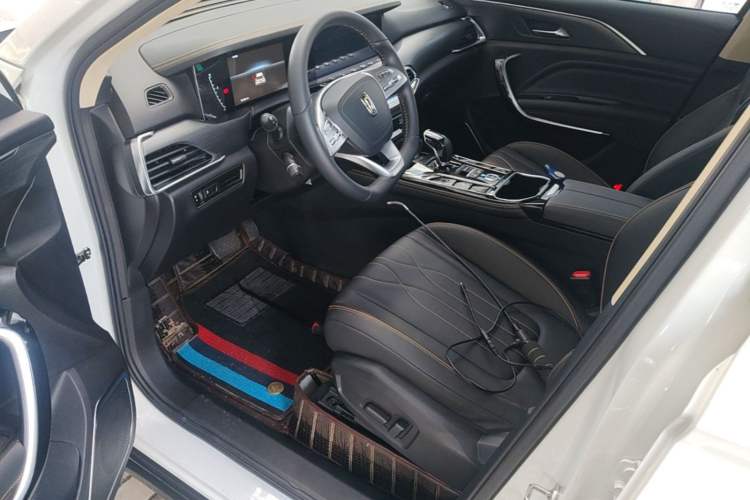 Used Bestune T77 2021 PRO 280 TID Automatic Luxury Model Driver Seat