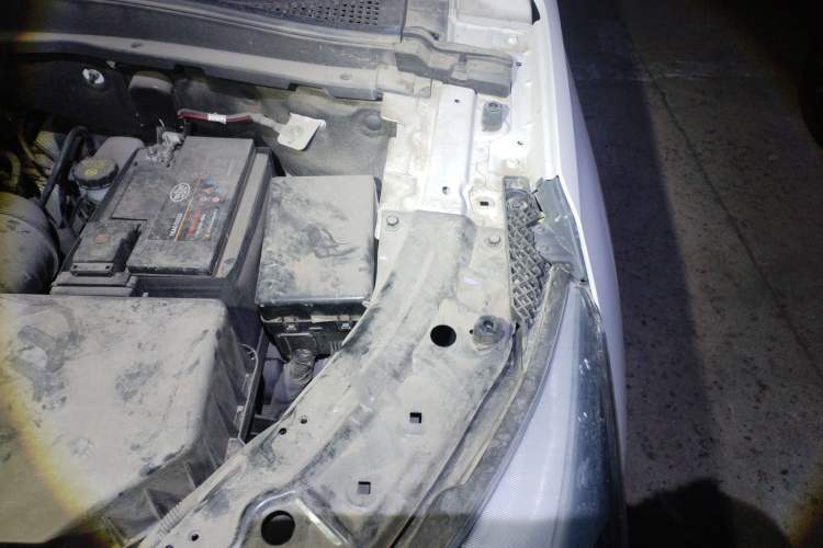 Used Bestune T77 2021 PRO 280 TID Automatic Luxury Model Engine Bay Left