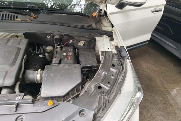 Used Bestune T77 2021 PRO 280 TID Automatic Luxury Model Engine Bay Left
