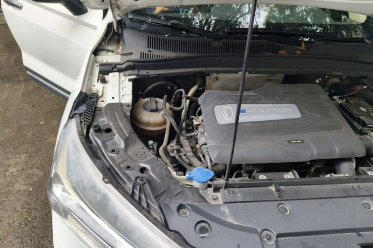 Used Bestune T77 2021 PRO 280 TID Automatic Luxury Model Engine Bay Right