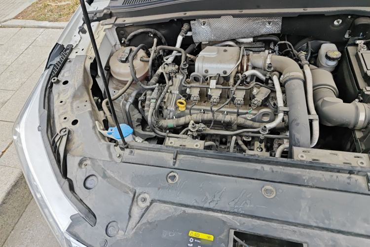 Used Bestune T77 2021 PRO 280 TID Custom Edition Engine Bay Right