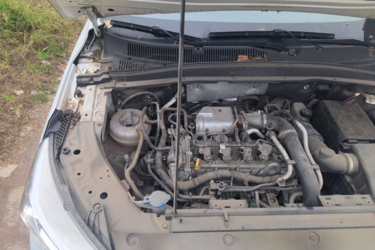 Used Bestune T77 2021 PRO 280 TID Automatic Elite Model Engine Bay Right