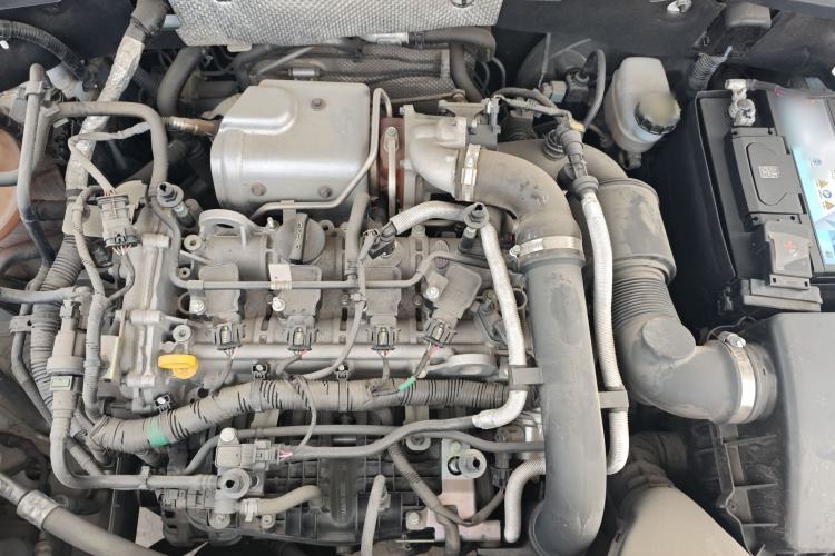 Used Bestune T77 2021 PRO 280 TID Custom Edition Engine Bay