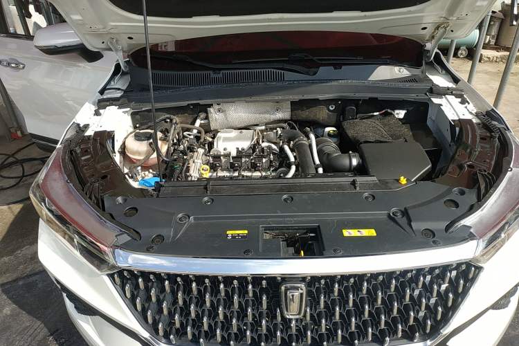 Used Bestune T77 2021 PRO 280 TID Custom Edition Engine Bay