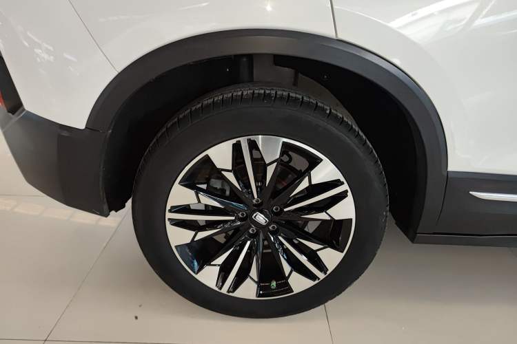 Used Bestune T77 2021 PRO 280 TID Automatic Luxury Model Exterior 5