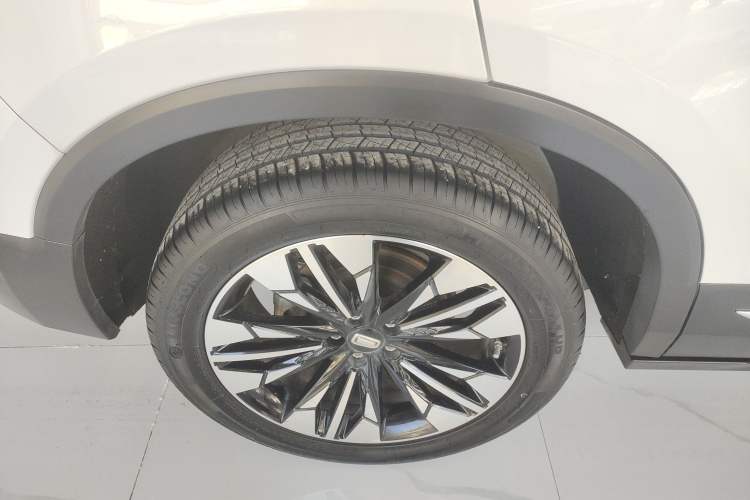 Used Bestune T77 2021 PRO 280 TID Automatic Luxury Model Exterior 8