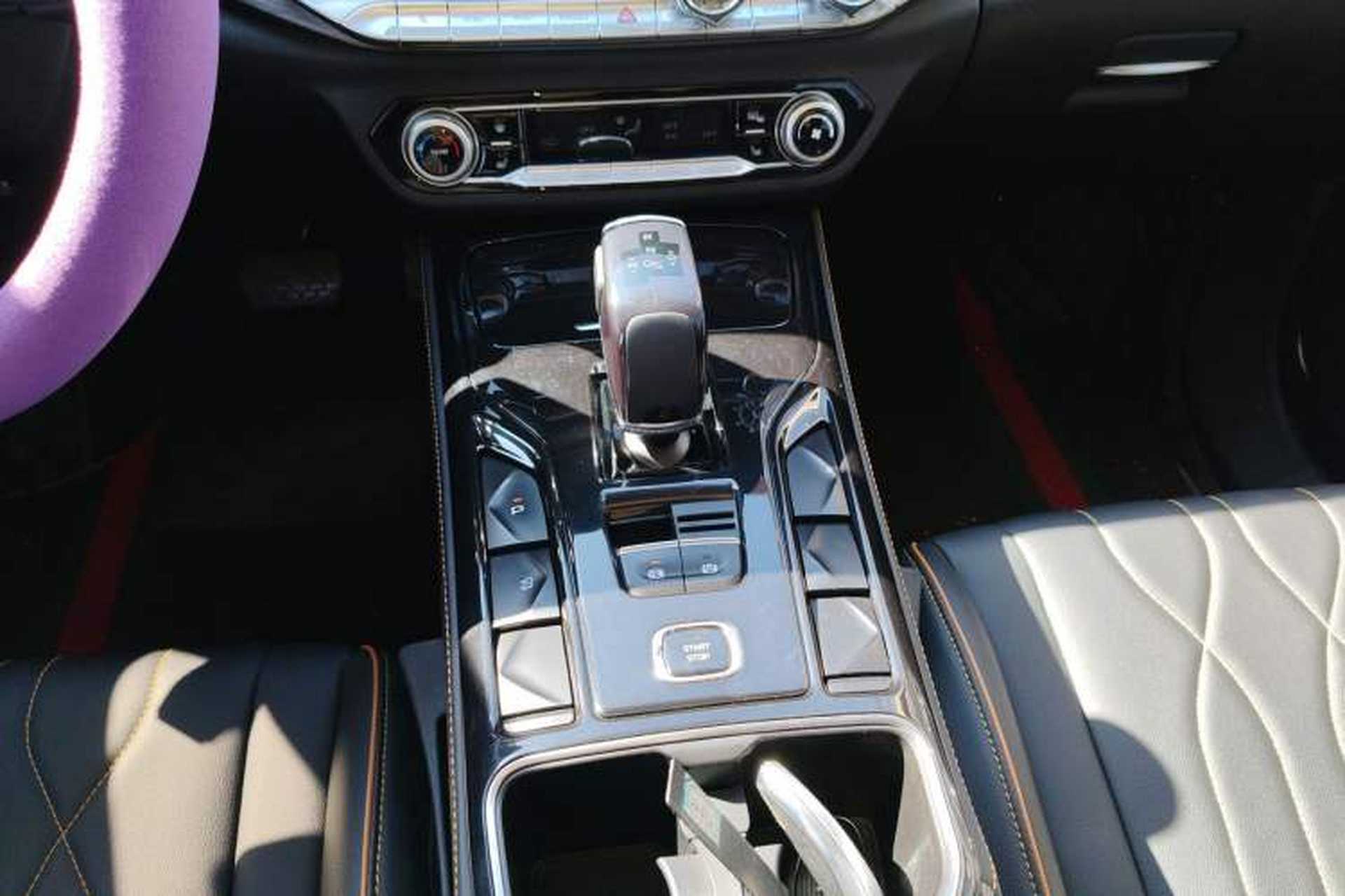Used Bestune T77 2021 PRO 280 TID Automatic Luxury Model Gear Lever