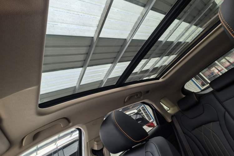 Used Bestune T77 2021 PRO 280 TID Automatic Luxury Model Headliner