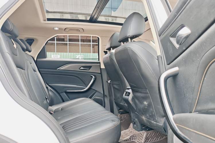 Used Bestune T77 2021 PRO 280 TID Custom Edition Interior 10