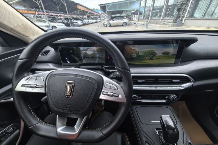 Used Bestune T77 2021 PRO 280 TID Automatic Luxury Model Interior 2