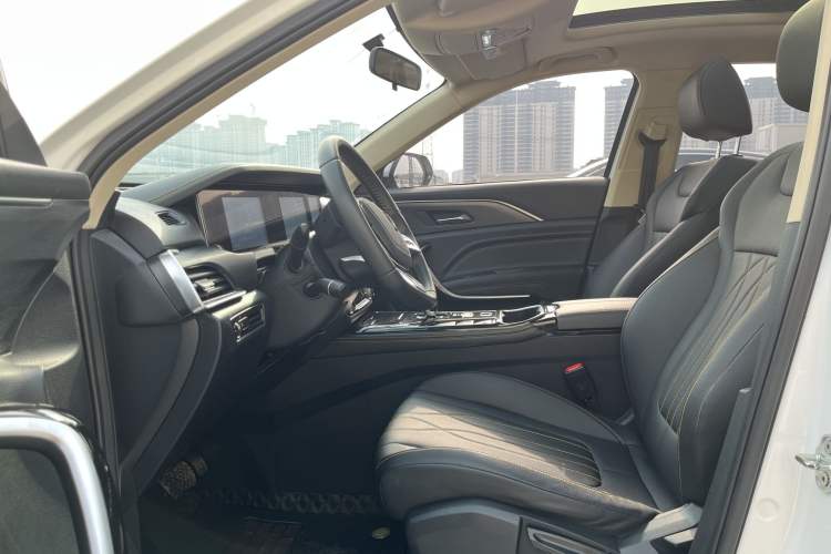 Used Bestune T77 2021 PRO 280 TID Custom Edition Interior 2